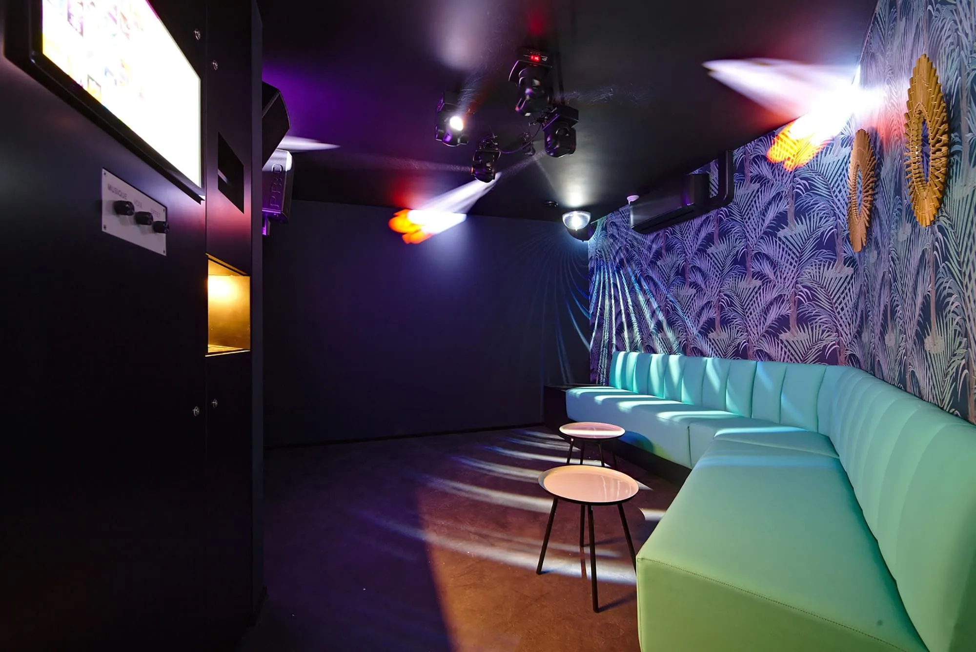 BOA Karaoké Bruxelles Centre Jungle Room