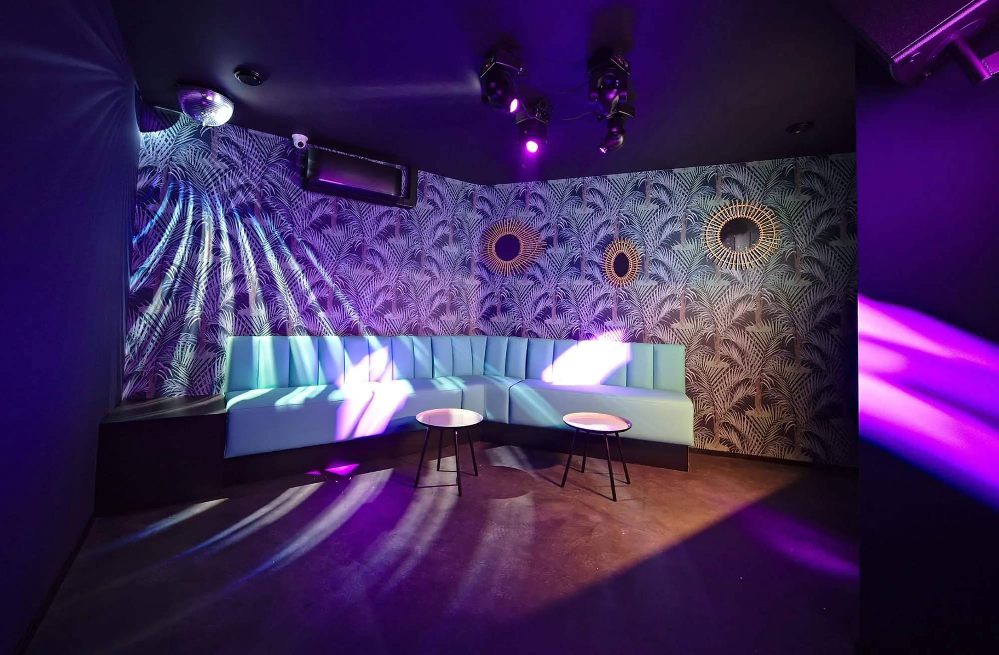 BOA Karaoké Bruxelles Centre Jungle Room